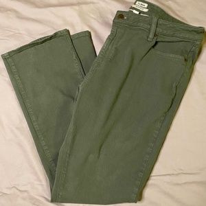 Women's L.L. Bean green jeans straight leg size 14